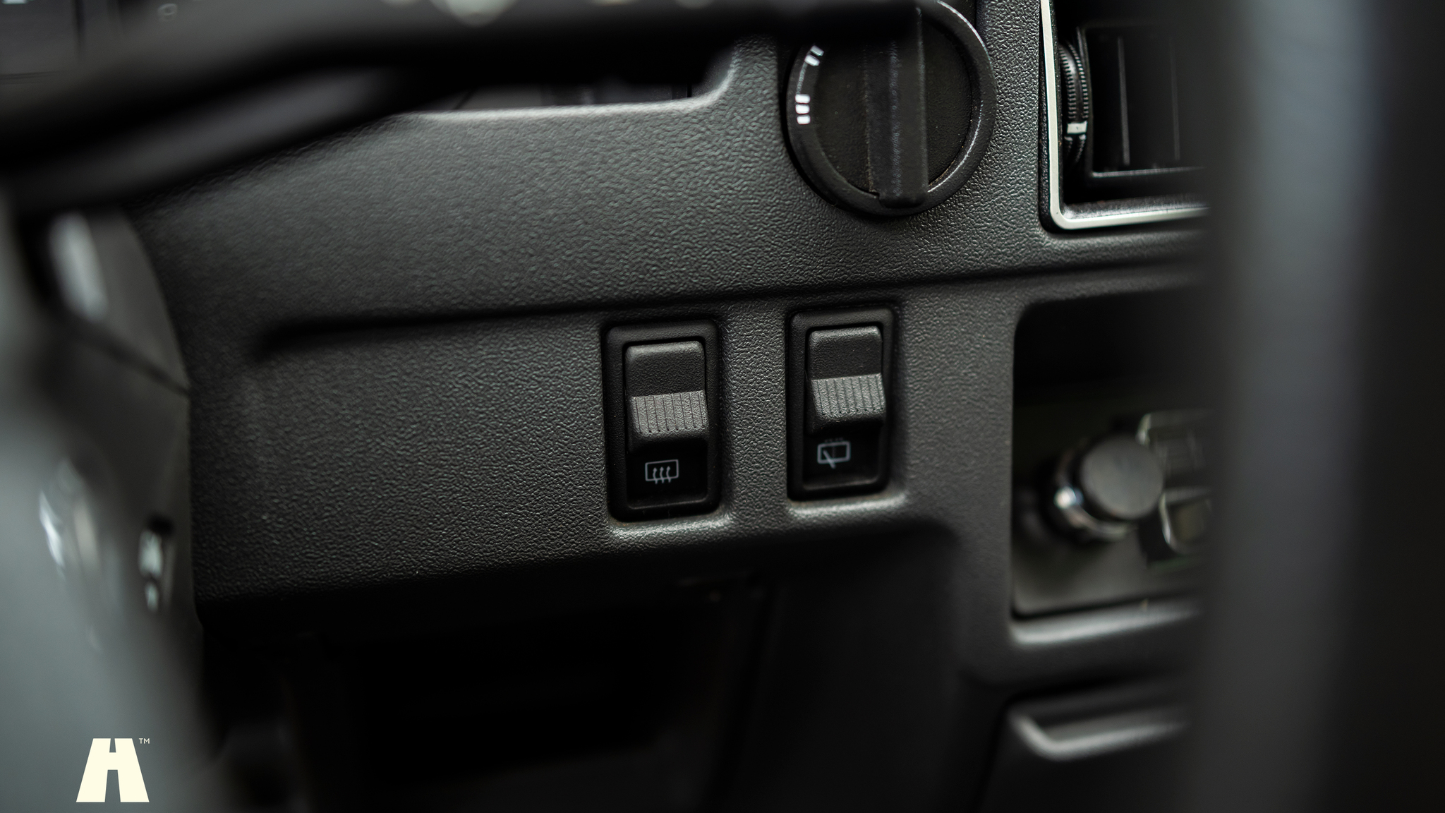 Interior image of 1986 Ford Escort 1.6 Hatchback 3-door  (29)