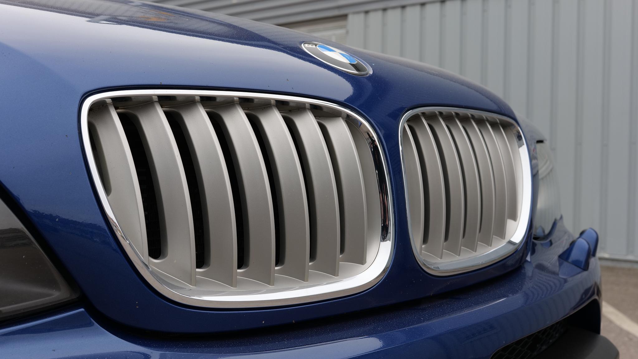 Aussenfoto 2005 BMW X5 4,8IS (35)