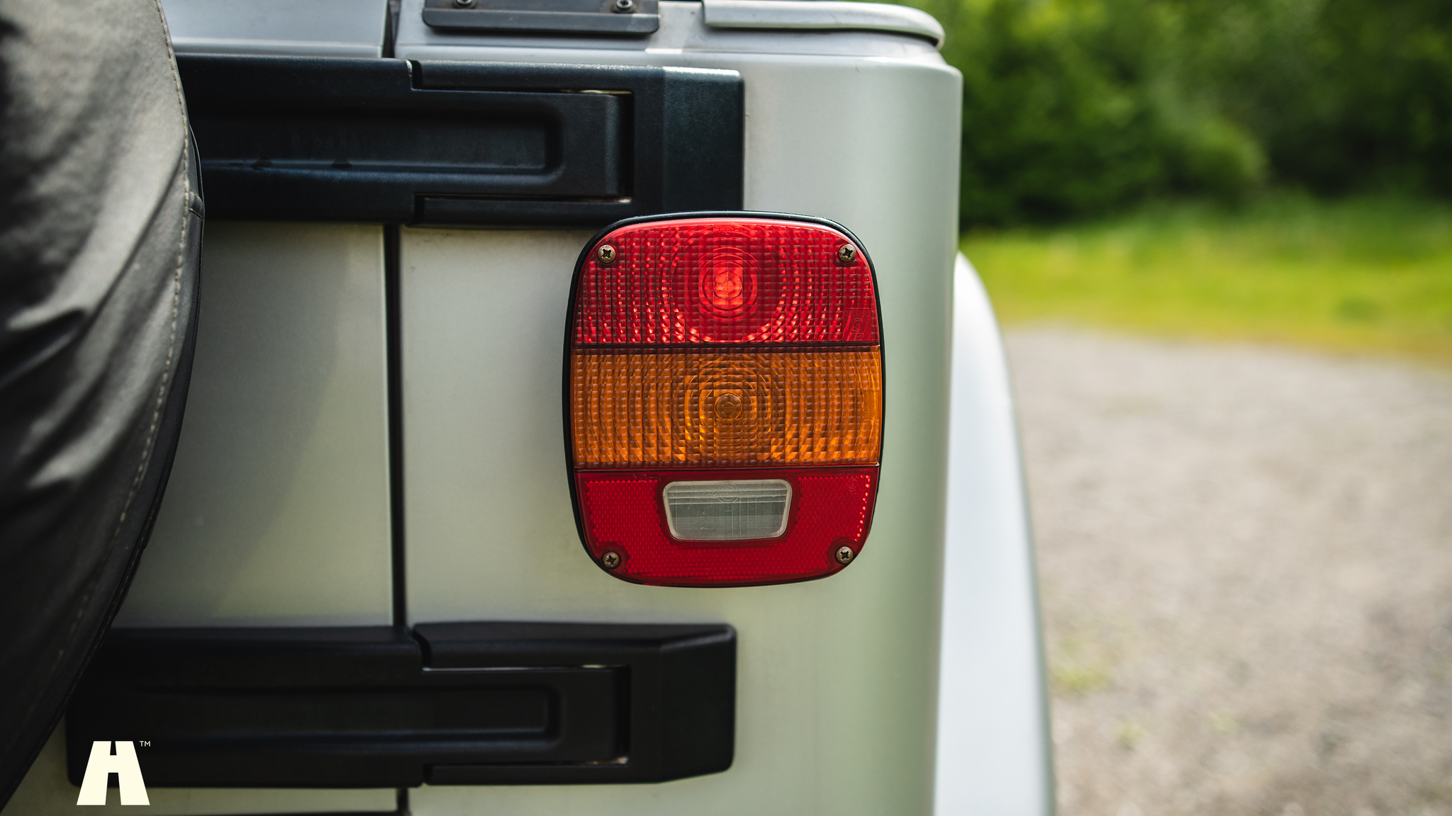 Exteriörbild på 2006 Jeep Wrangler 4.0L Sahara 