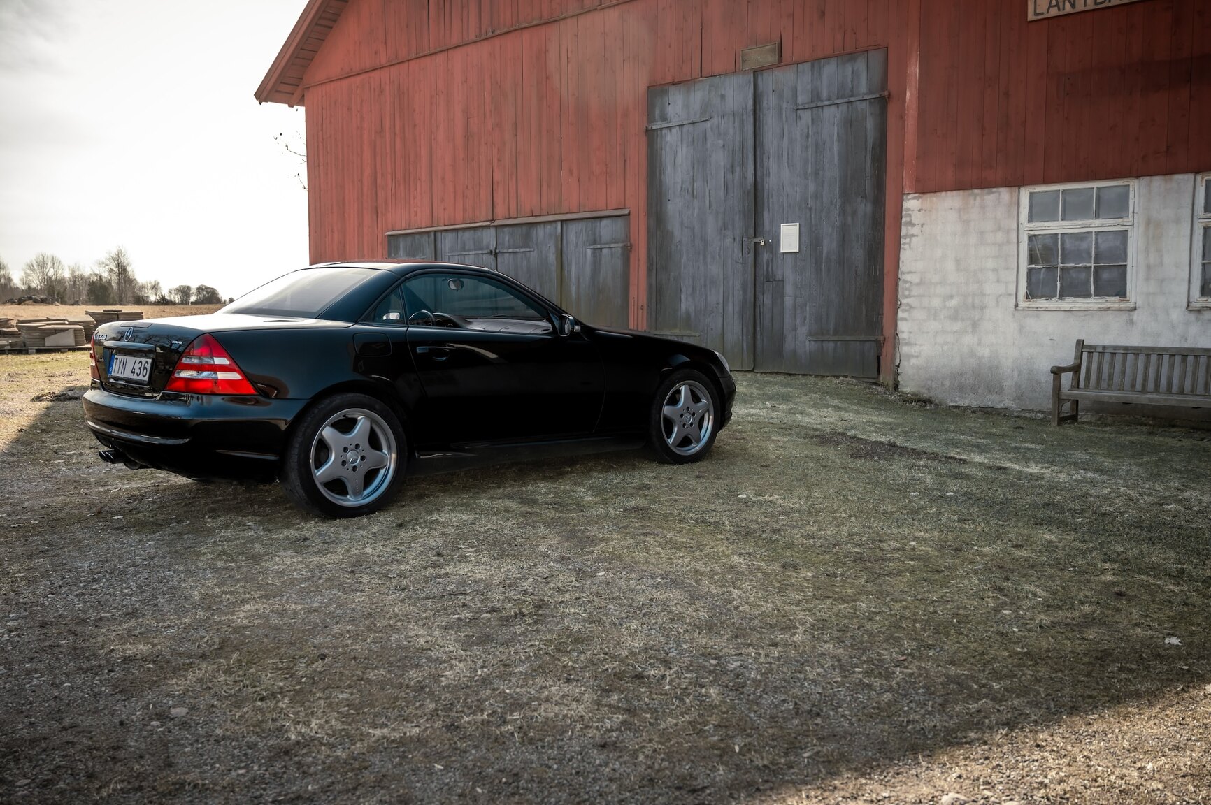 Exterior image of 2001 Mercedes-Benz SLK 320