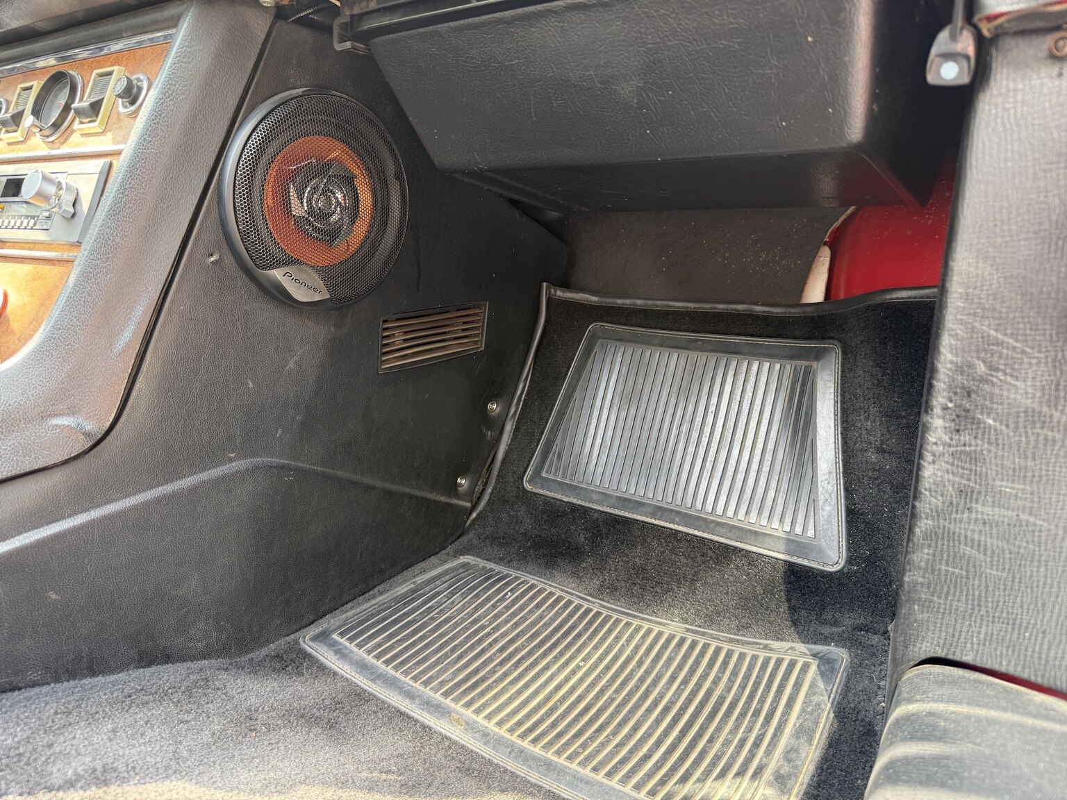 Interior image of 1968 Fiat Dino Spider