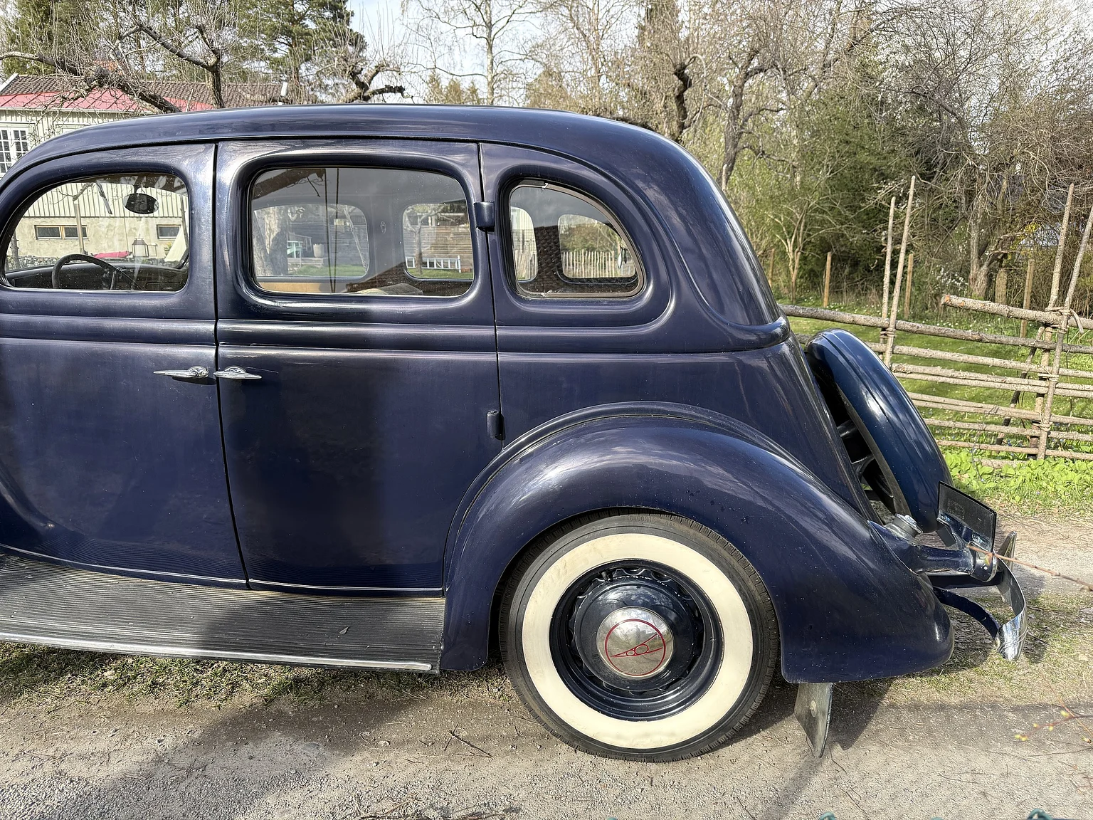 Aussenfoto 1936 Ford 214A Fordor (7)