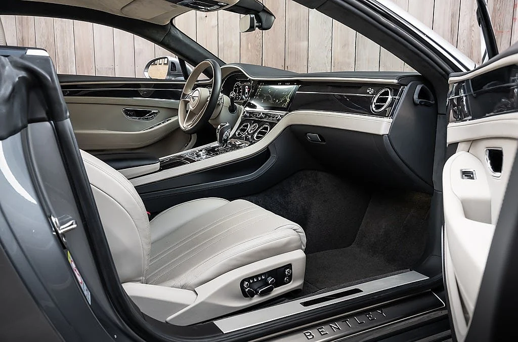 Bild von 2019 Bentley Continental (26)