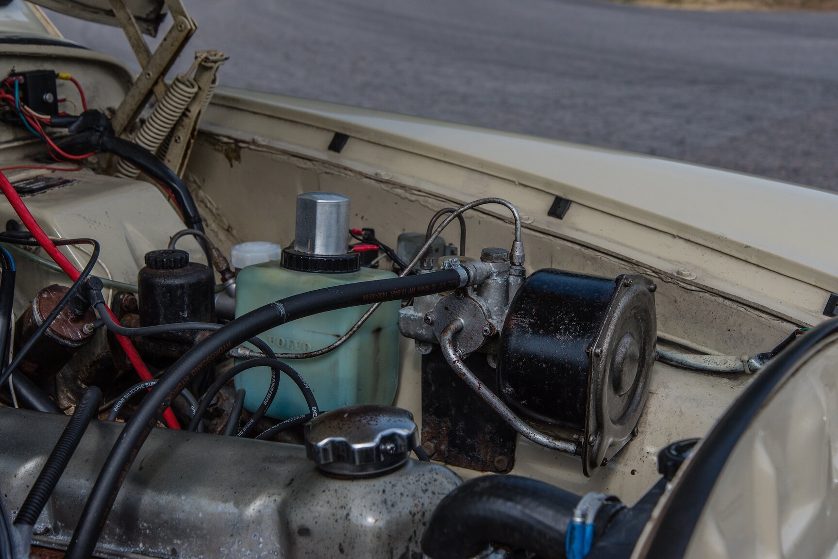 Image of 1968 Volvo Amazon mechanics