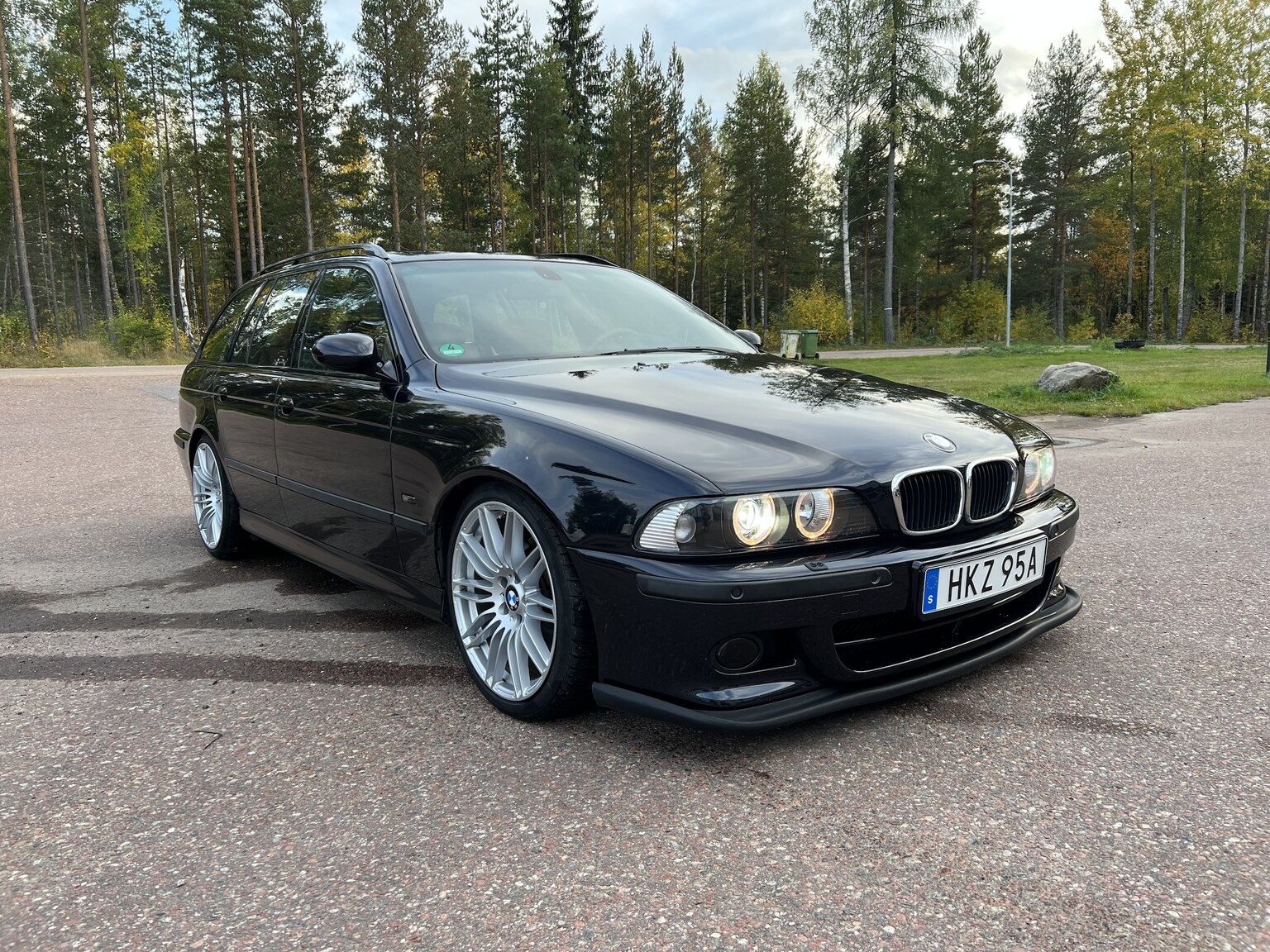 Aussenfoto 2003 BMW 540i Touring