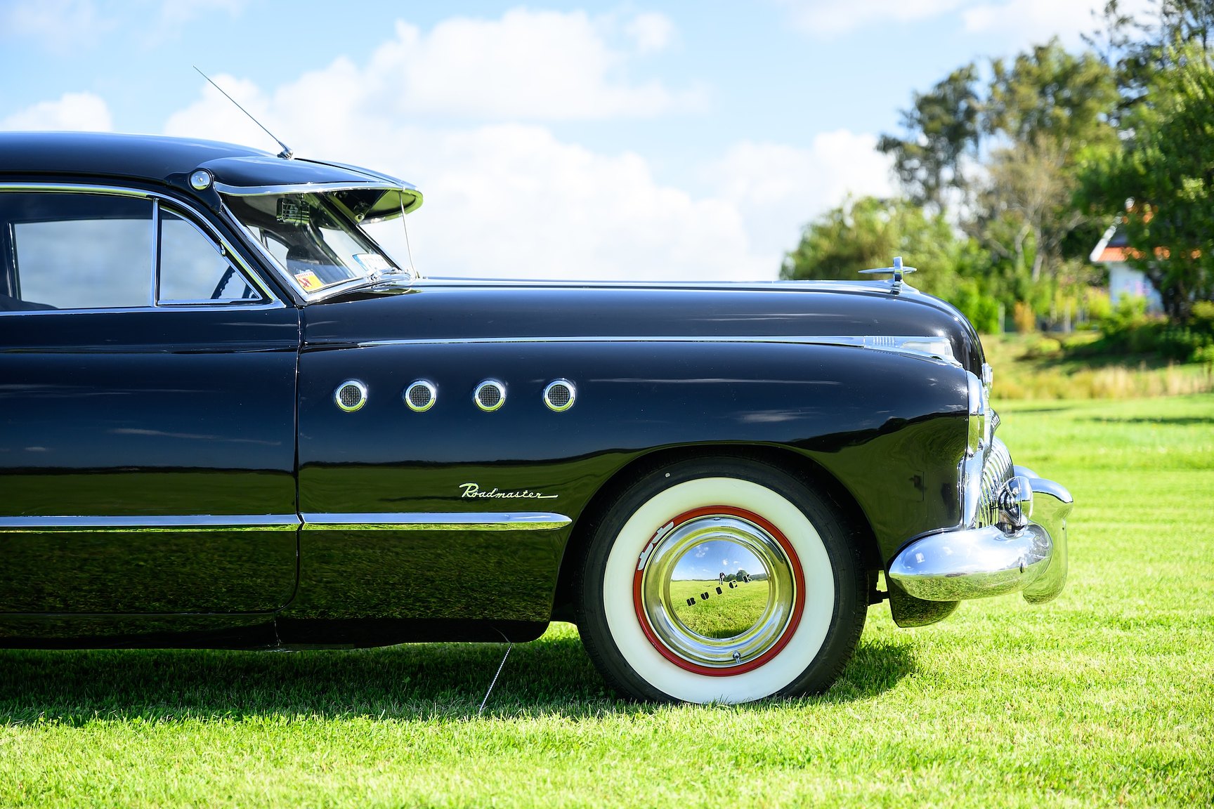 Exterior image of 1949 Buick Eight Roadmaster