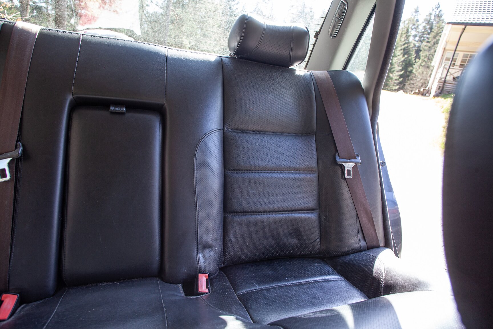 Interior image of 1997 Jaguar XJ6 3.2