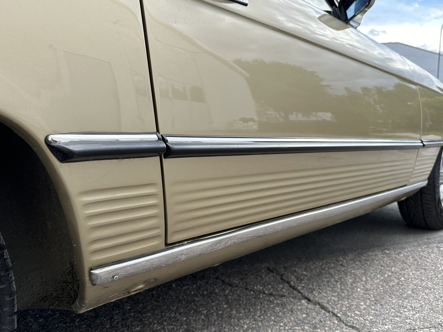 Aussenfoto 1974 Mercedes benz 450 SL