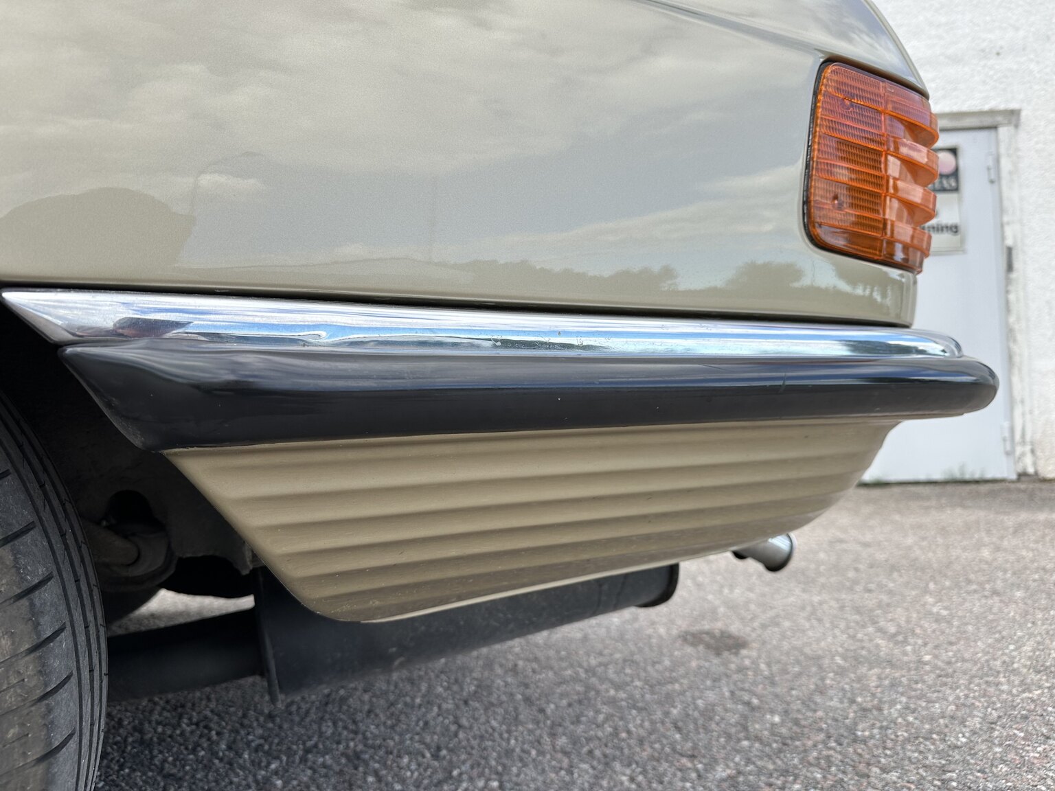 Aussenfoto 1974 Mercedes benz 450 SL