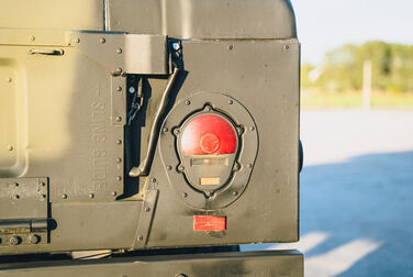 Exteriörbild på 1987 Chevrolet/Humvee H1 Slantback