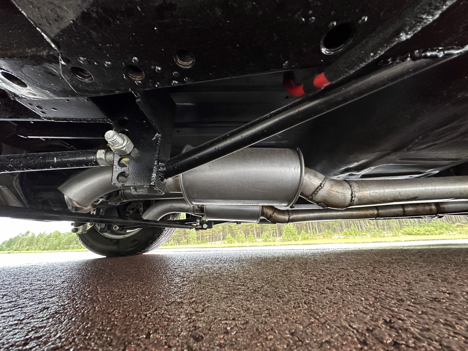 Image of 1964 Ford Fairlane 500 Sport Coupé mechanics (61)