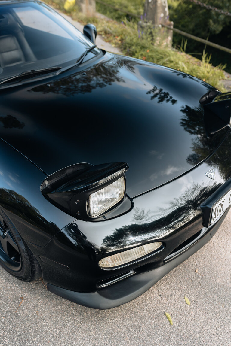 Aussenfoto 1994 Mazda RX7 (33)