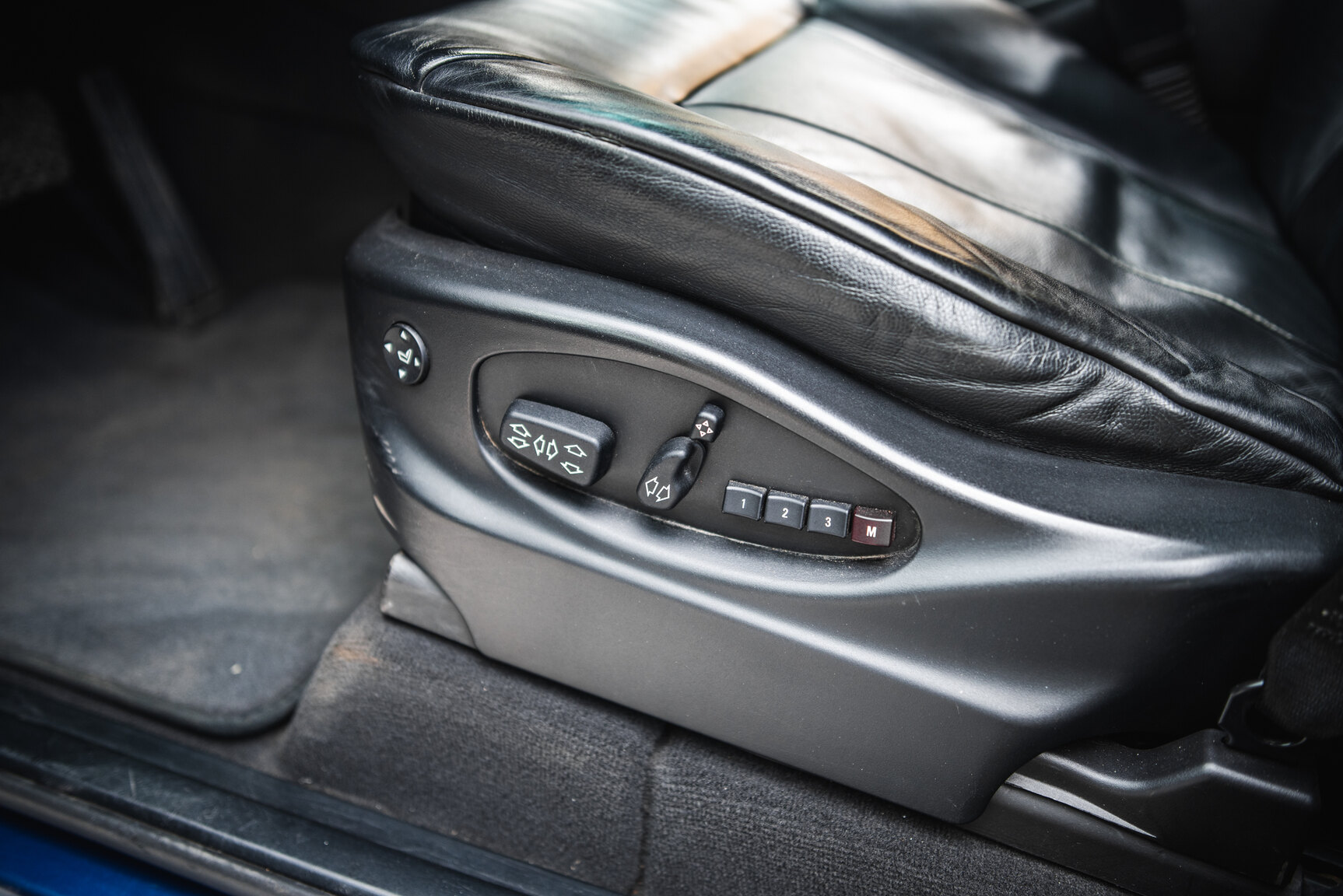 Interior image of 2005 BMW X5 4.8iS E53 LCI