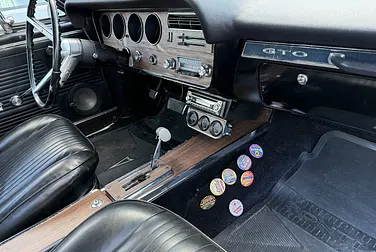 #<Image:0x00007fb78adb3348>