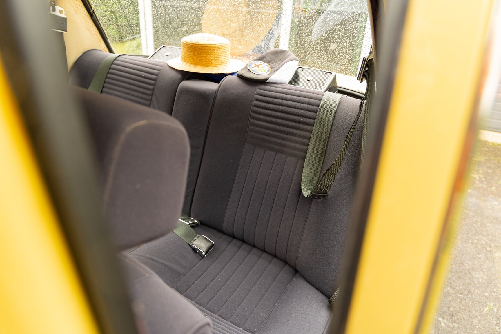 Interior image of 1974 Alfa Romeo Berlina 2000