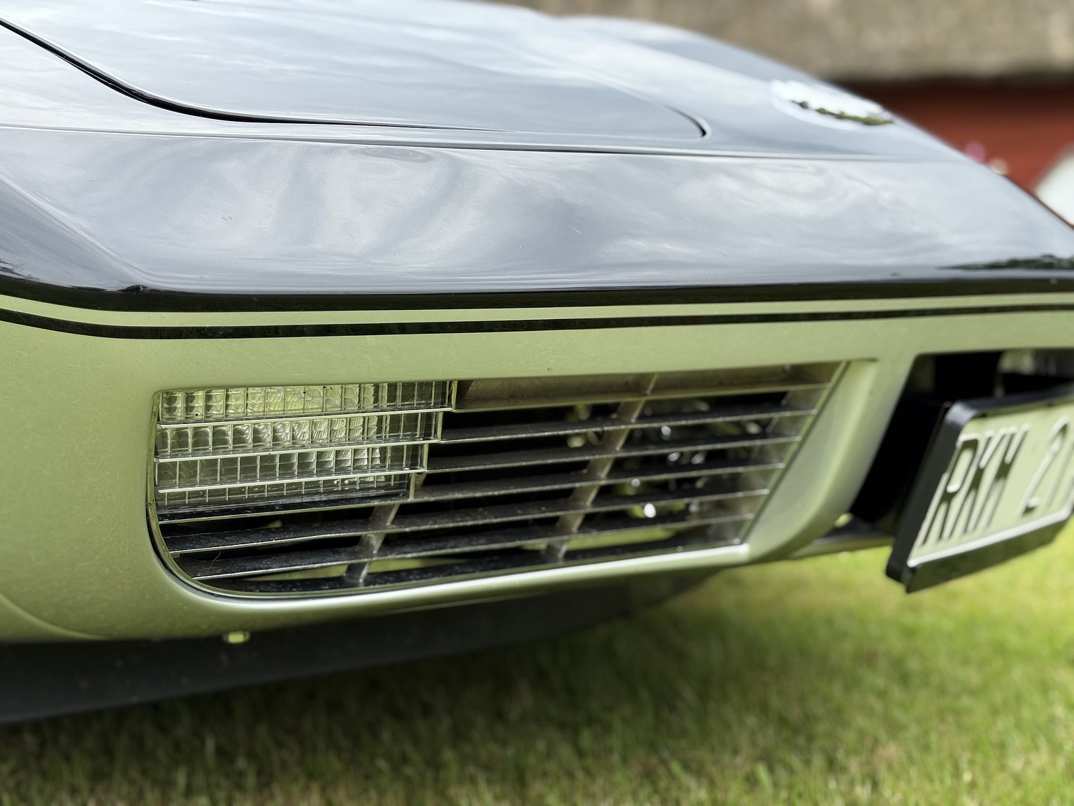Exterior image of 1973 Chevrolet Corvette Stingray