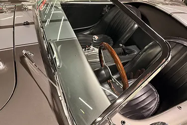 #<Image:0x00007f4cd4616e08>