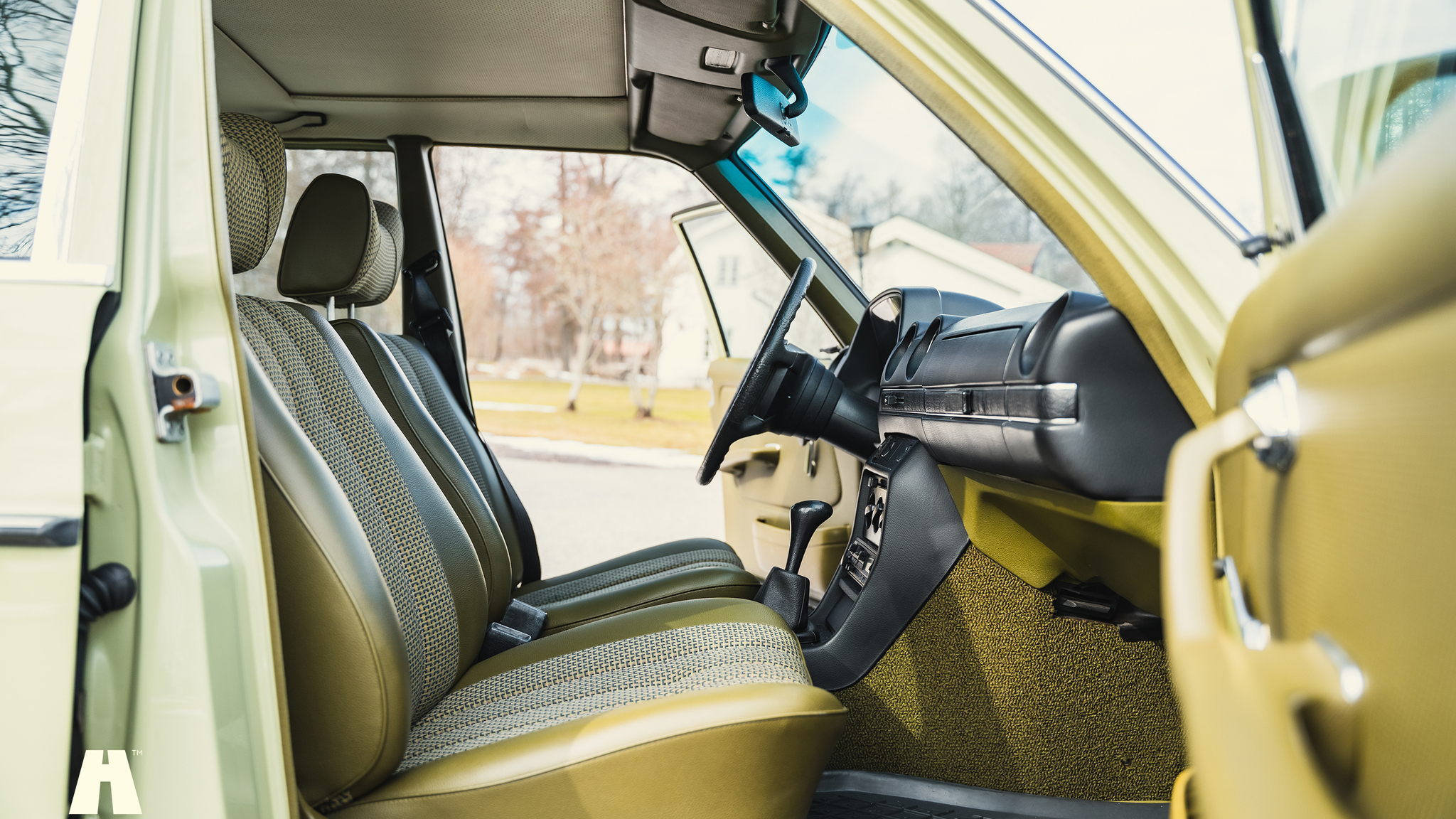 Interiörbild 1979 Mercedes Benz 230