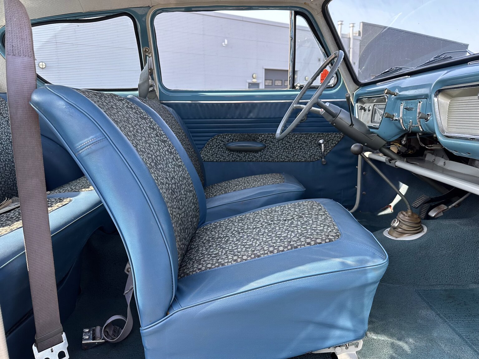 Interiörbild 1961 Ford Anglia