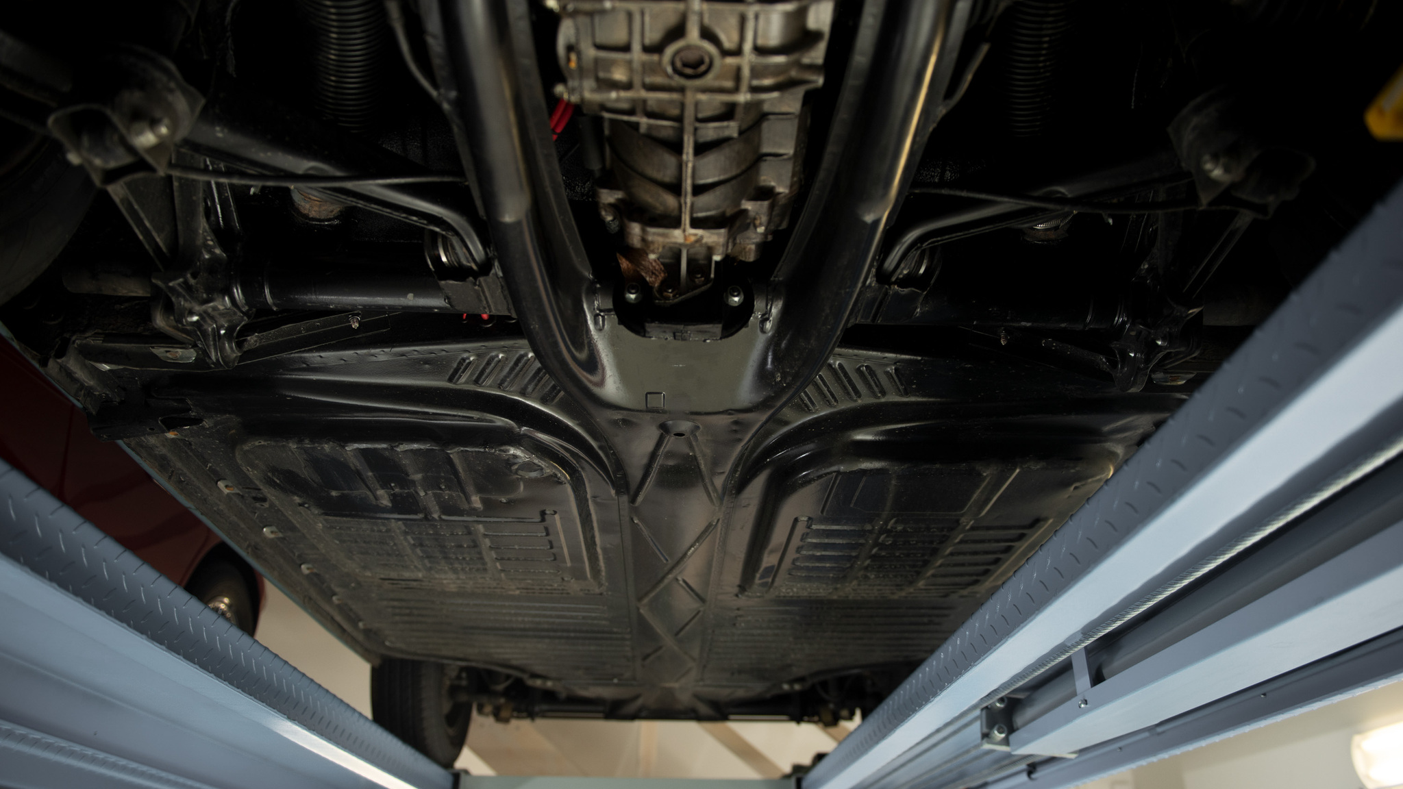 Image of 1969 Volkswagen Karmann Ghia (6) mechanics