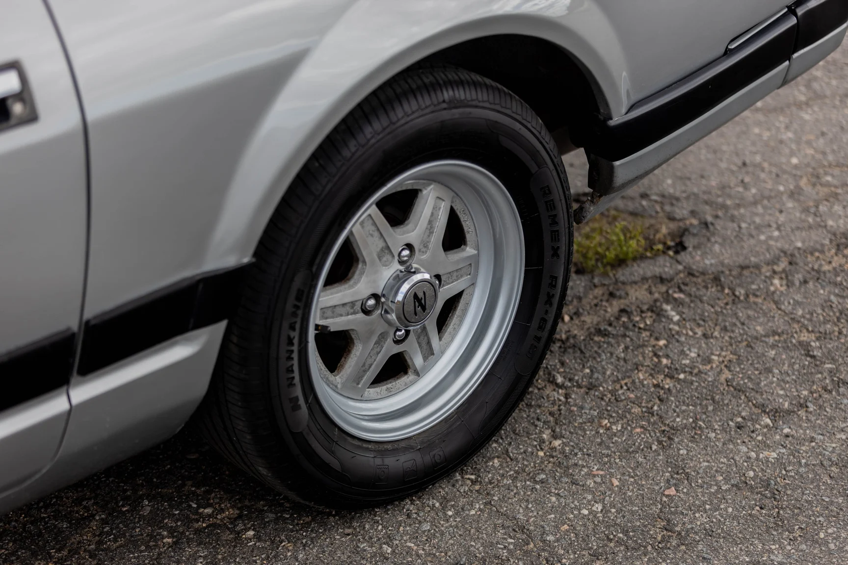 Exteriörbild på 1982 Datsun 280ZX (9)