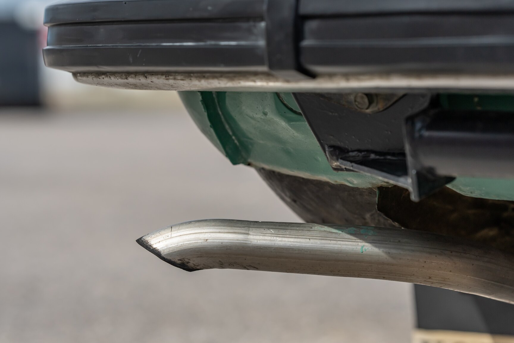 Exterior image of 1973 Volvo 144