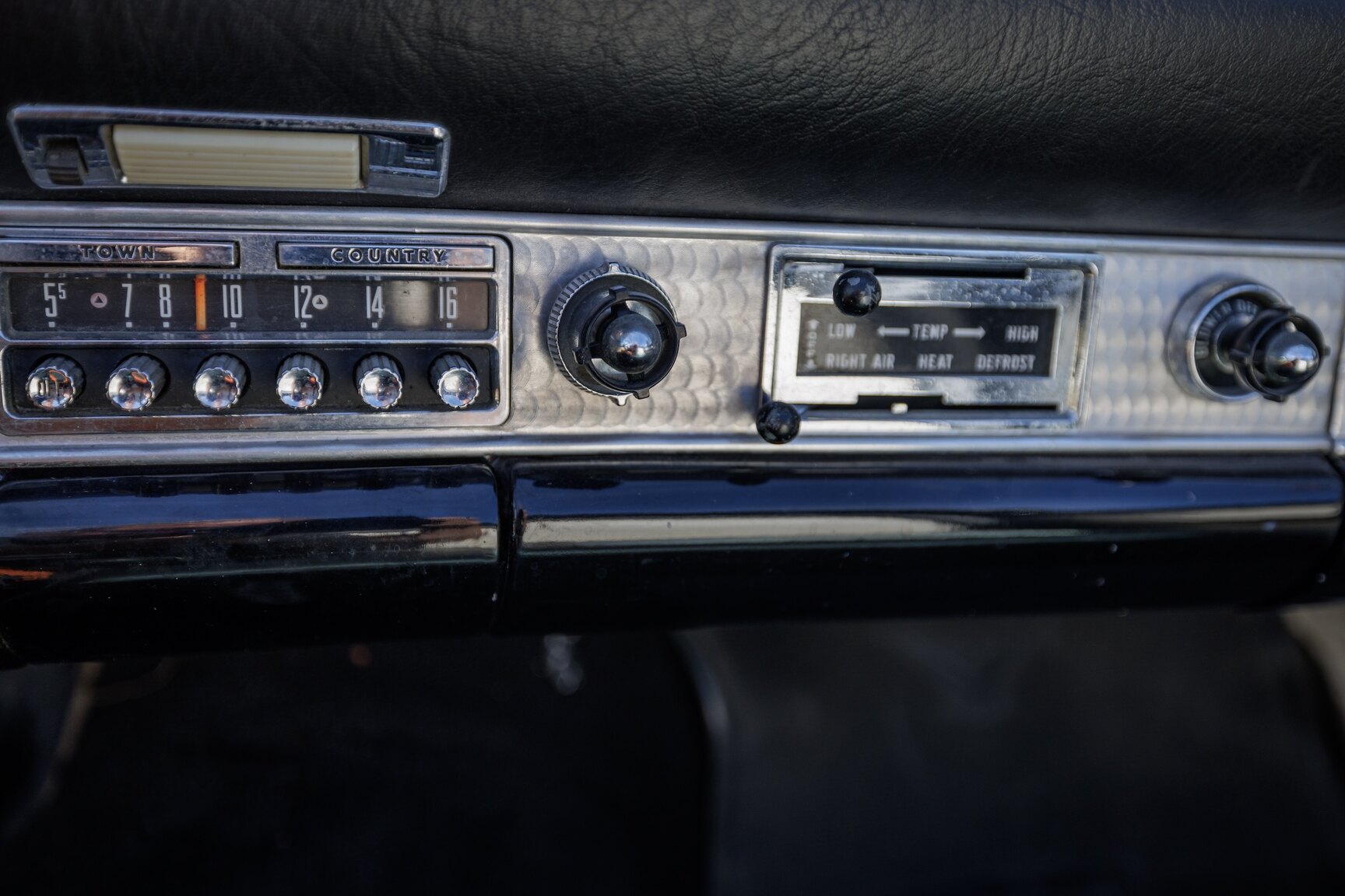 Innenraumfoto von 1956 Ford Thunderbird