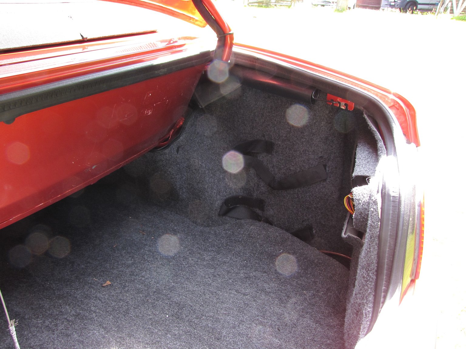 Interior image of 1999 Peugeot 306 Cabriolet 2.0 Manuell