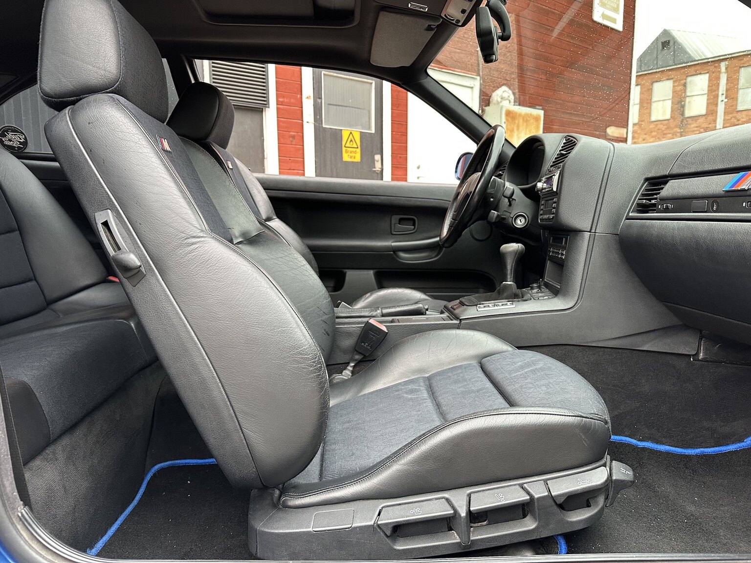 Innenraumfoto von 1996 BMW 328i Coupé E36 M-Sport