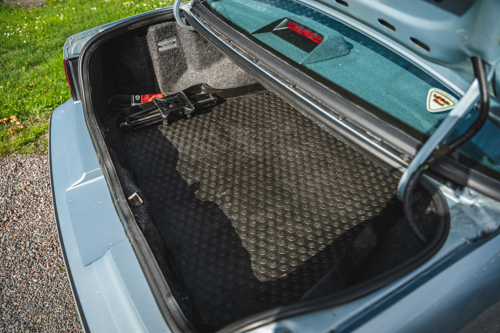 Interior image of 1991 Ford Thunderbird (61)