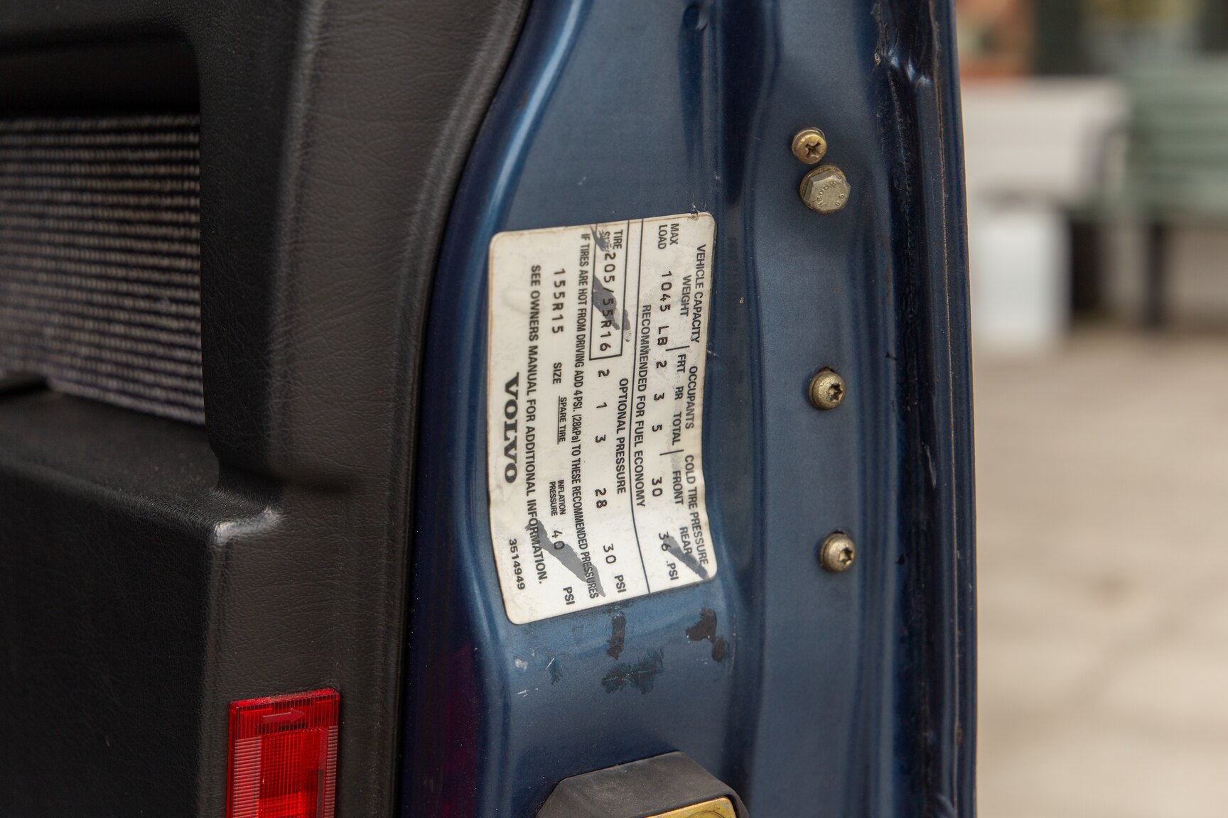 Interior image of 1990 Volvo 745 Turbo (5)