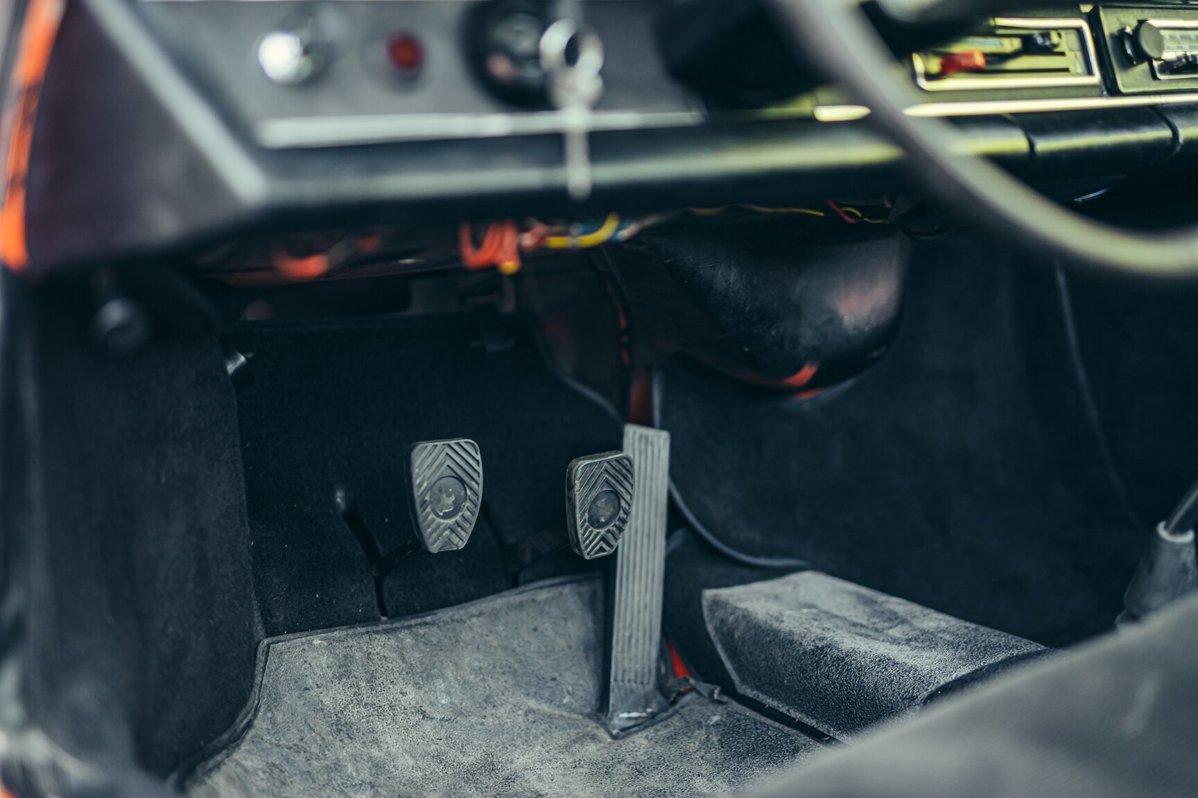 Interior image of 1972 Porsche 911E