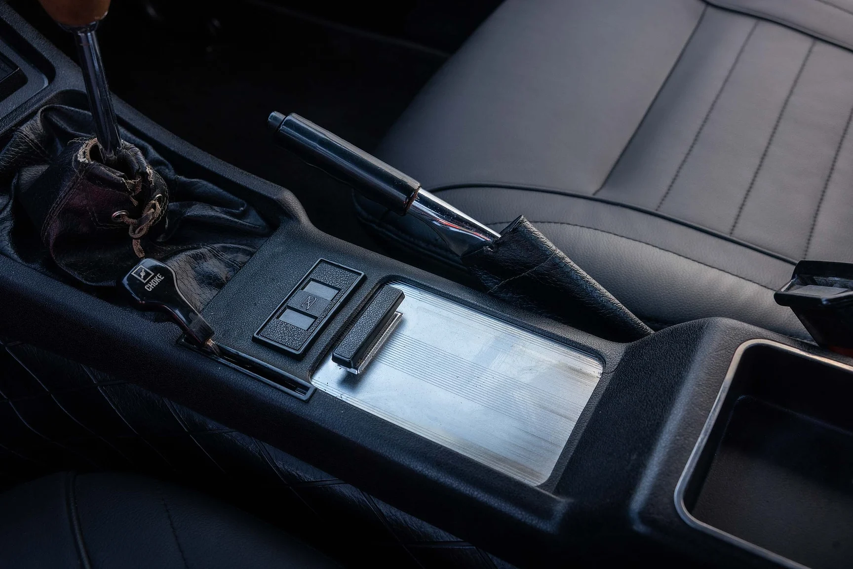 Innenraumfoto von 1973 Datsun 240Z Euro Spec (30)