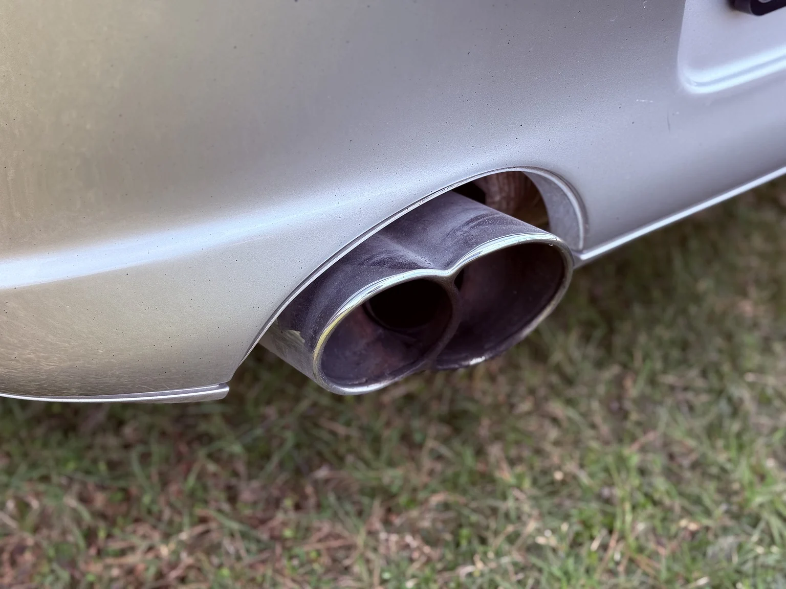 Exterior image of 2005 Porsche 996 Turbo S (47)