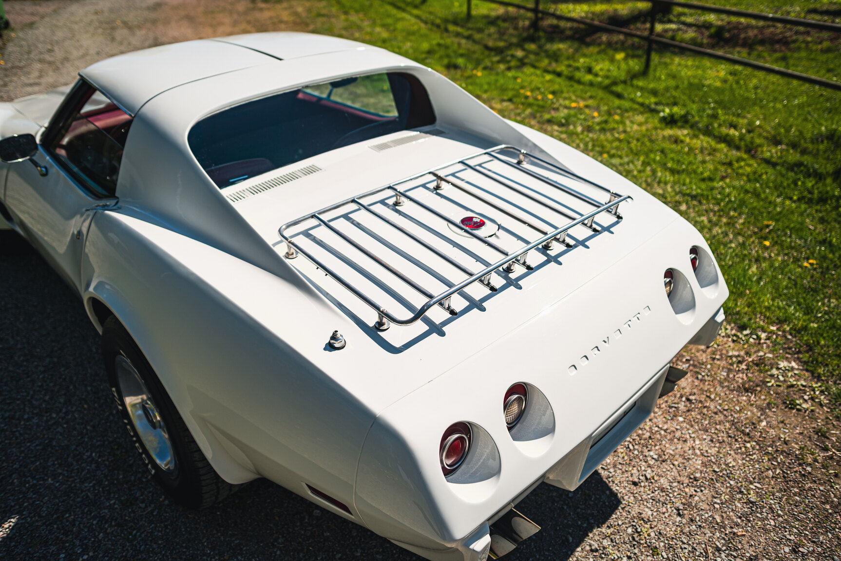 Exterior image of 1975 Chevrolet Corvette Stingray (14)