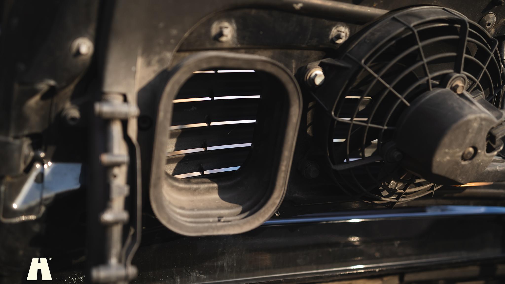 Image of 1998 Porsche 996 Carrera 2 “Clubsport” mechanics