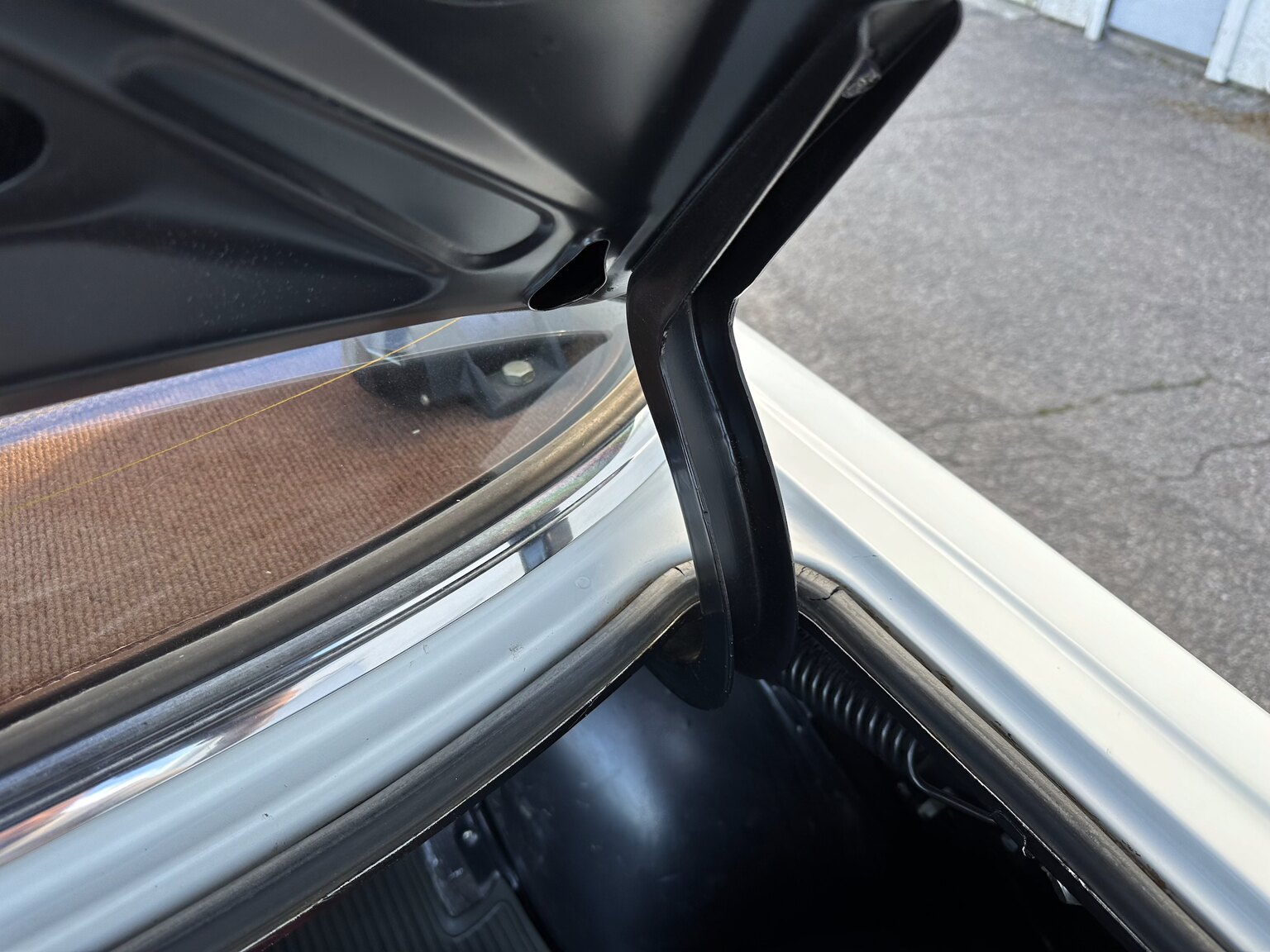 Interiörbild 1975 Mercedes Benz 200