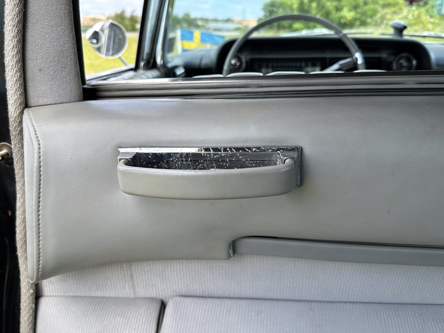 Innenraumfoto von 1964 Cadillac Fleetwood Seventy-Five Limousine (33)