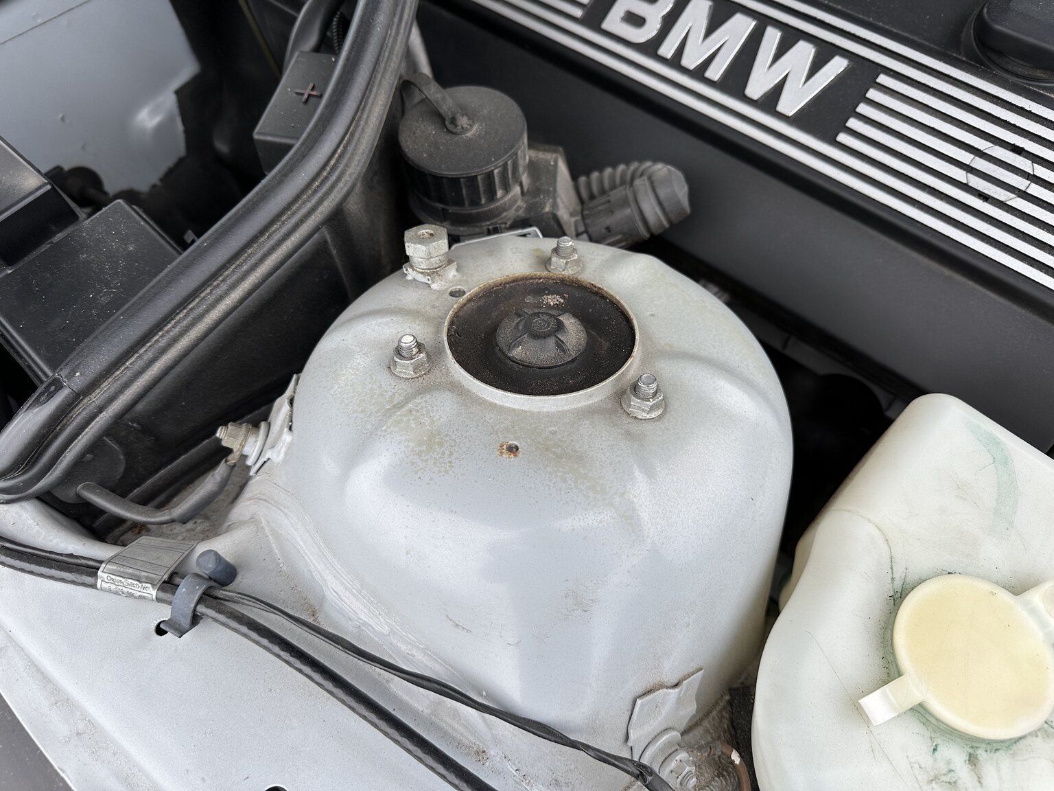 1997 BMW Z3 2.8 Roadster, Mekanik