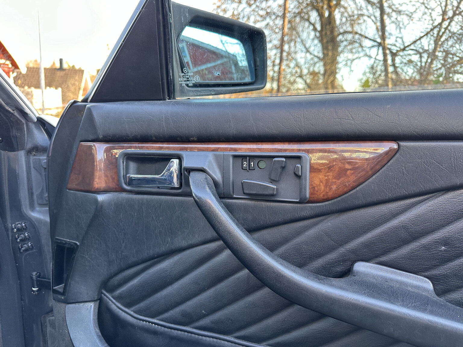 Interiörbild 1988 Mercedes 560 SEC