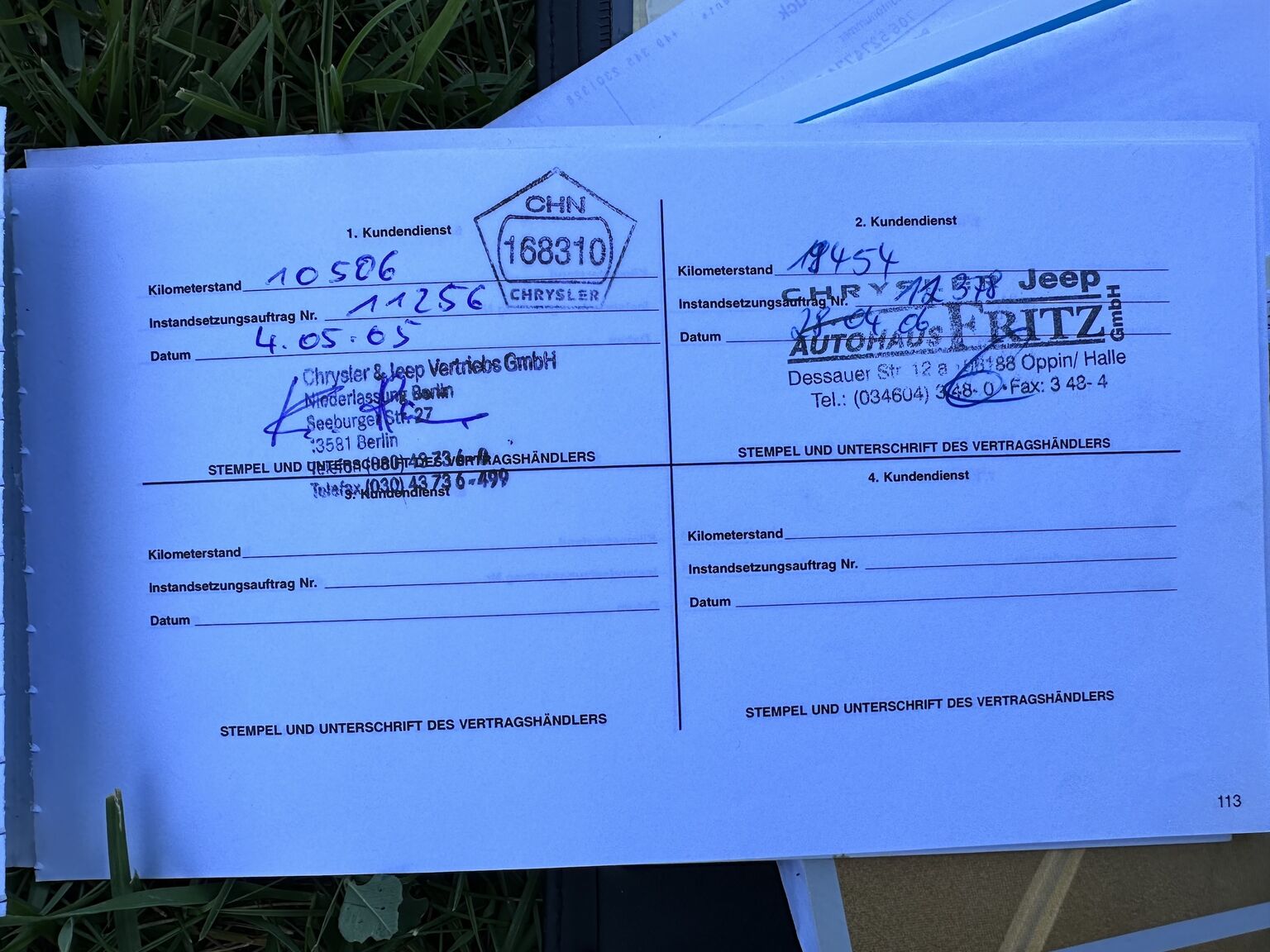 Documentation for 2004 Dodge Viper SRT-10 (4)