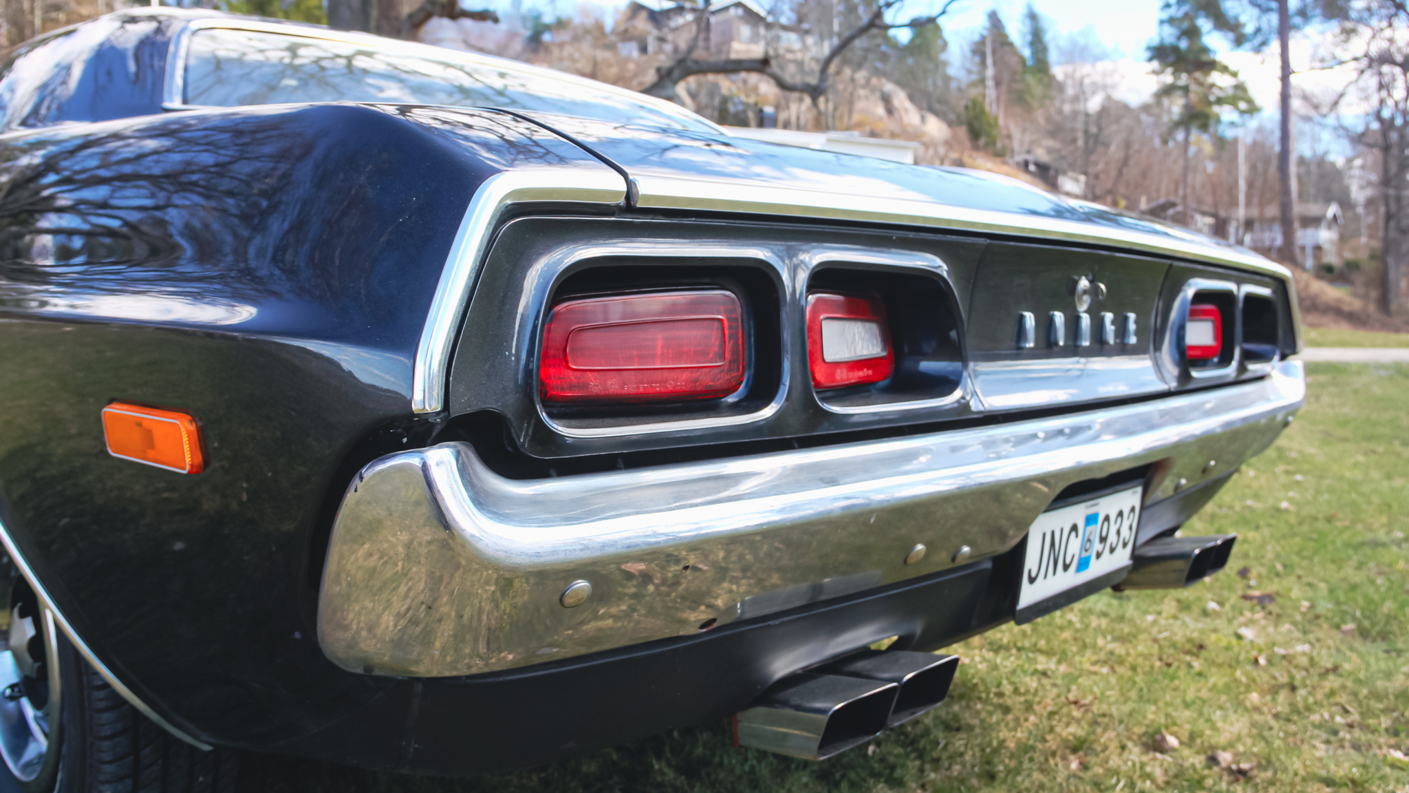 Exteriörbild på 1974 Dodge Challenger 340