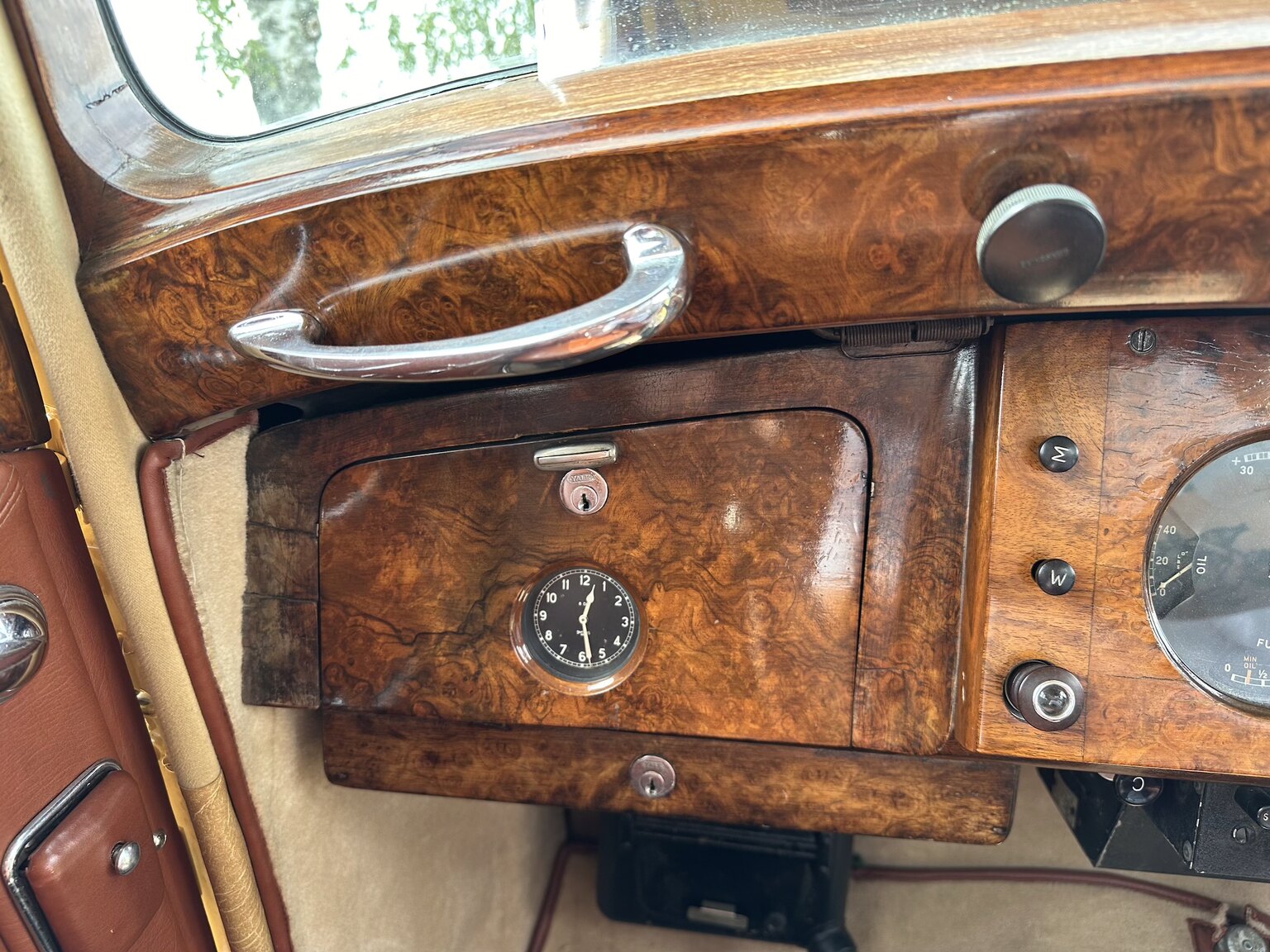 Innenraumfoto von 1947 Bentley Mark IV Sport Saloon