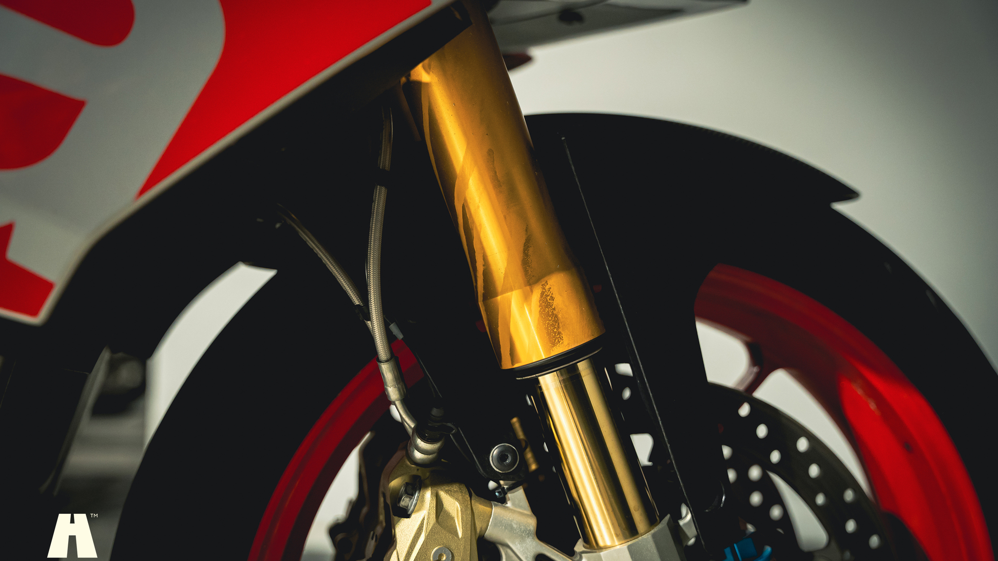 Image of 2016 Aprilia Tuono V4 Factory mechanics
