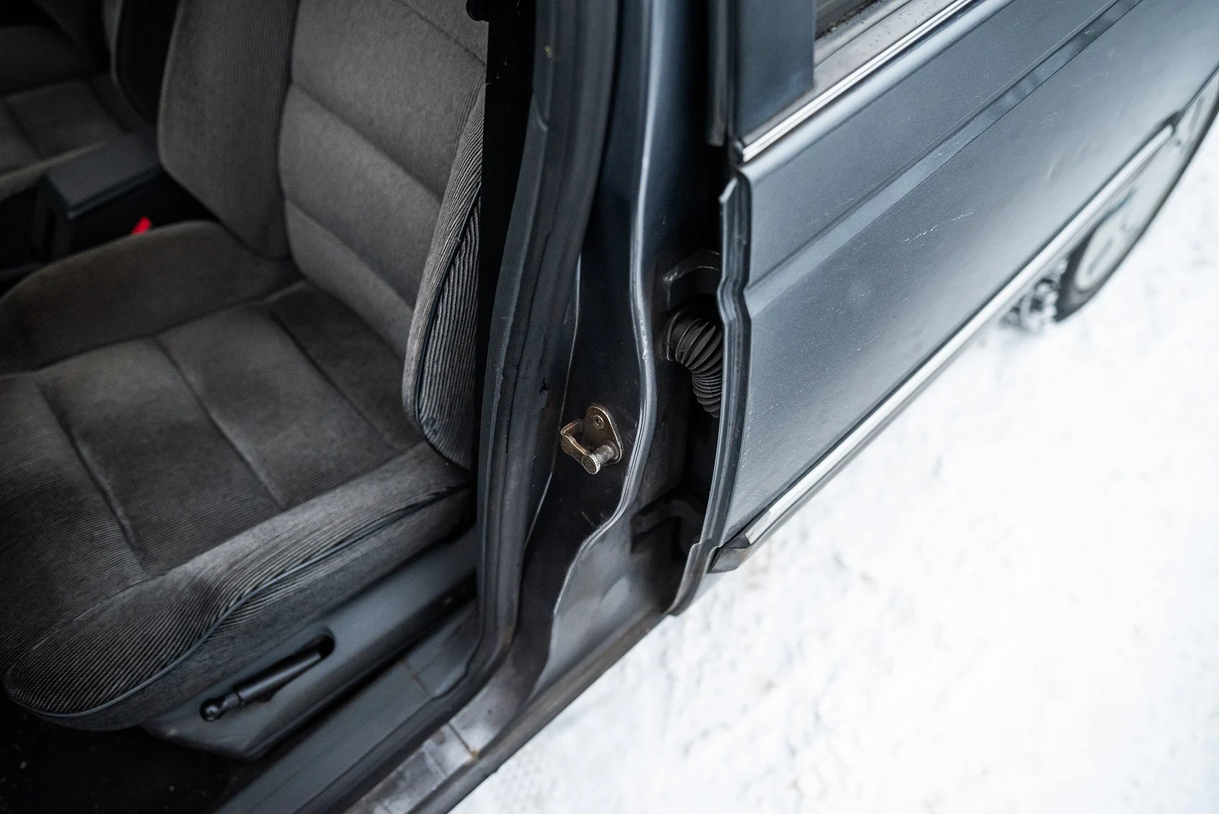 Interior image of 1991 Peugeot 405 Break SRI (20)