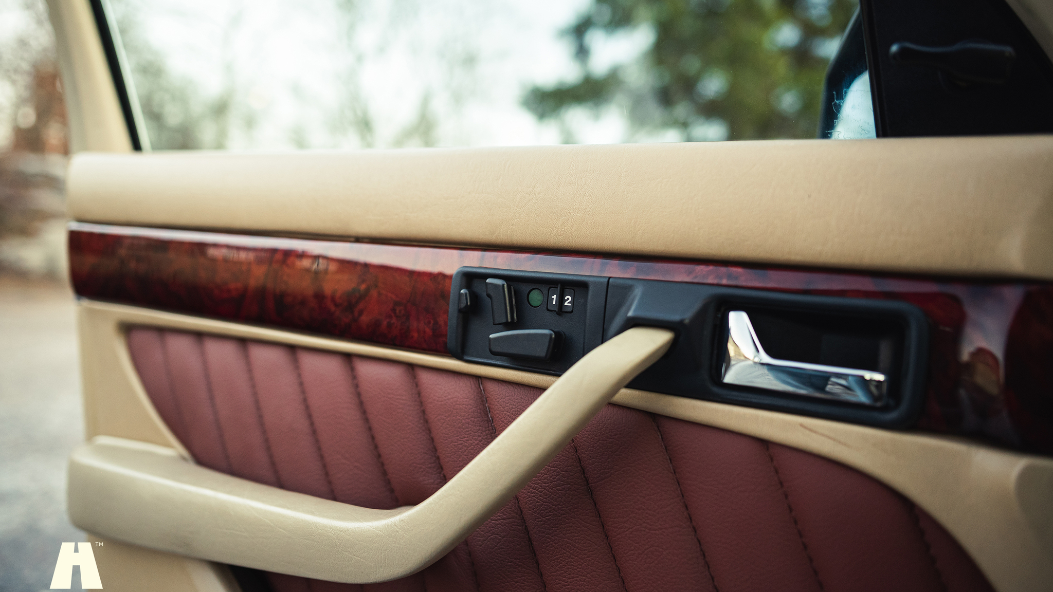 Innenraumfoto von 1991 Mercedes 1000 SEL TRASCO