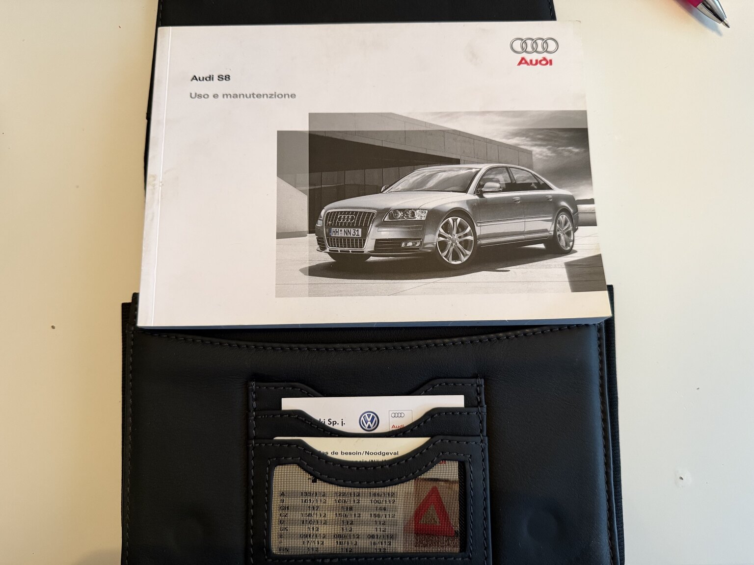 Dokumentation, 2009 Audi S8 5.2 V10 FSI Quattro