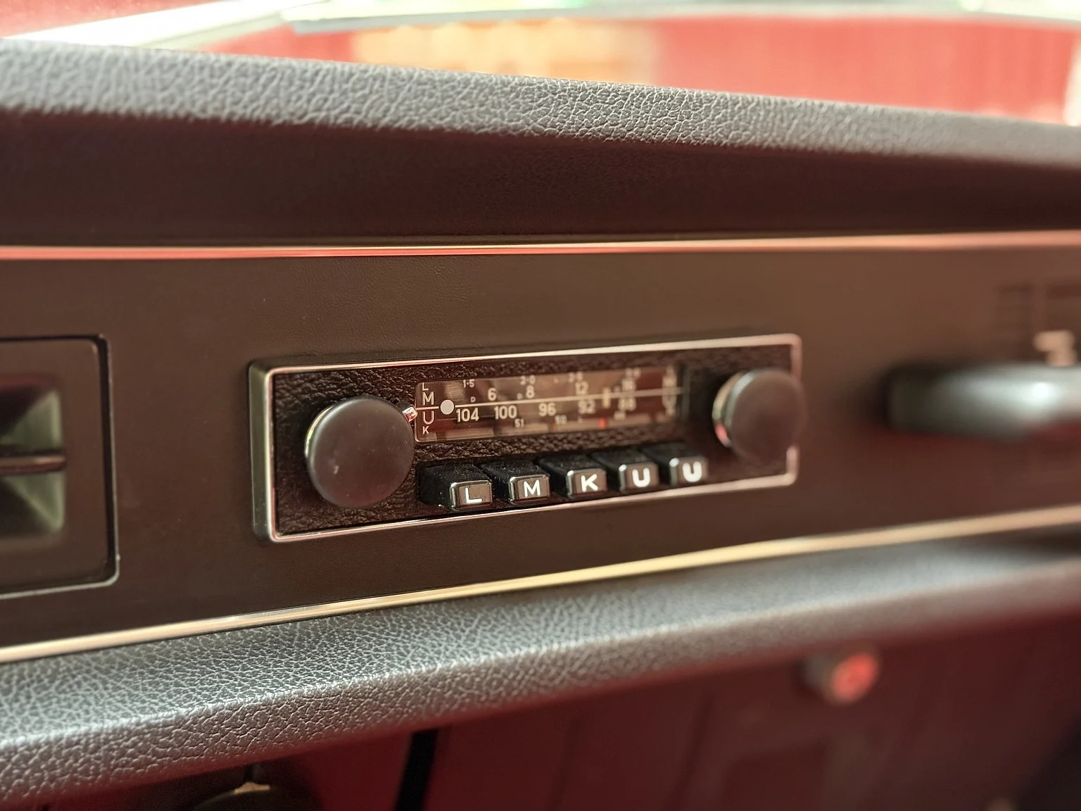 Interiörbild 1970 Volvo 142 2.0 Automatic (25)