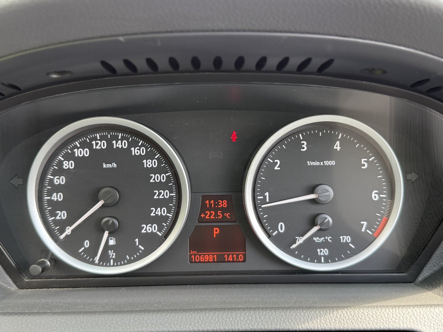 Interior image of 2004 BMW 645Ci Convertible