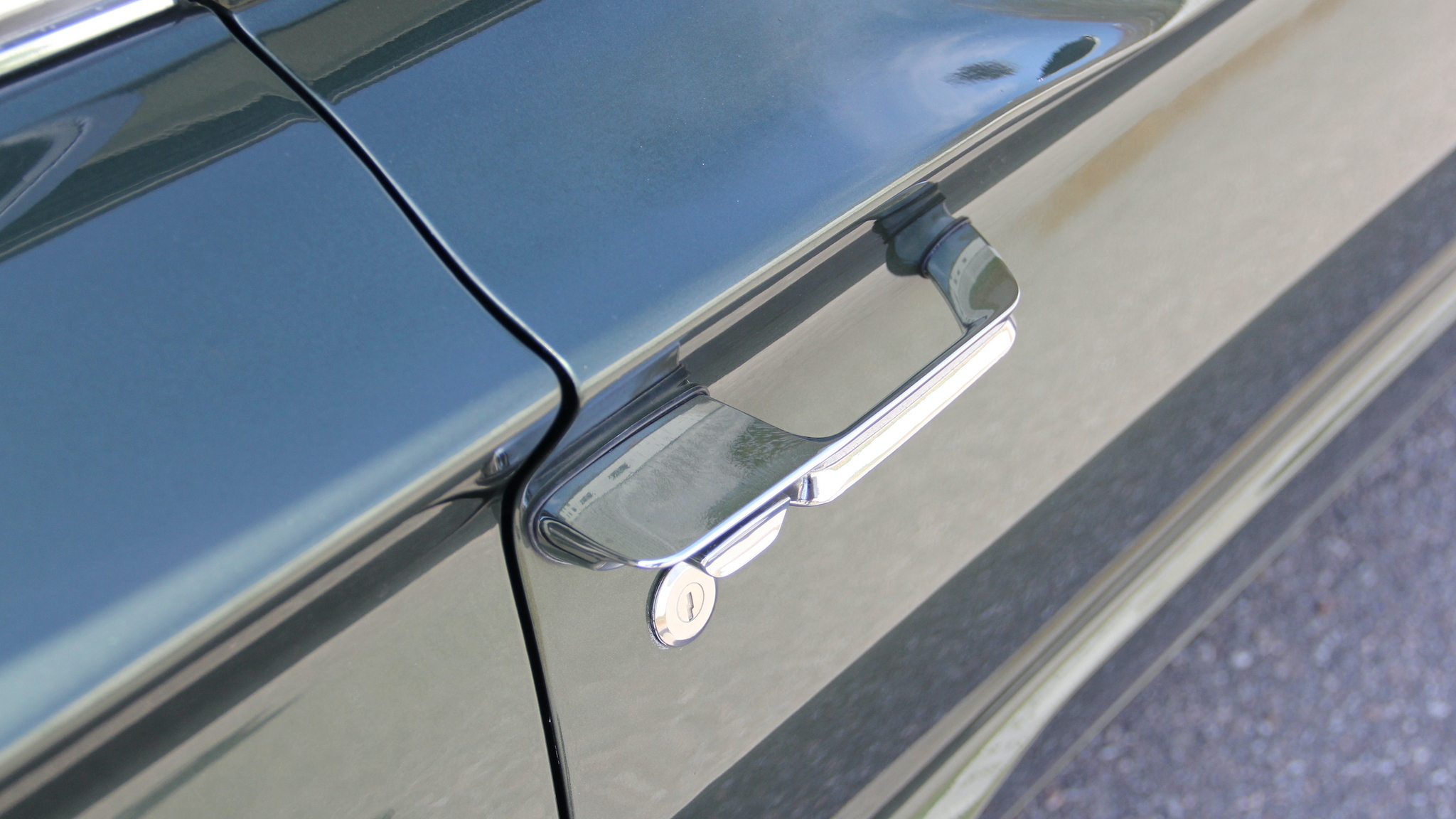 Exteriörbild på 1966 Ford Thunderbird Town Hardtop 6.4